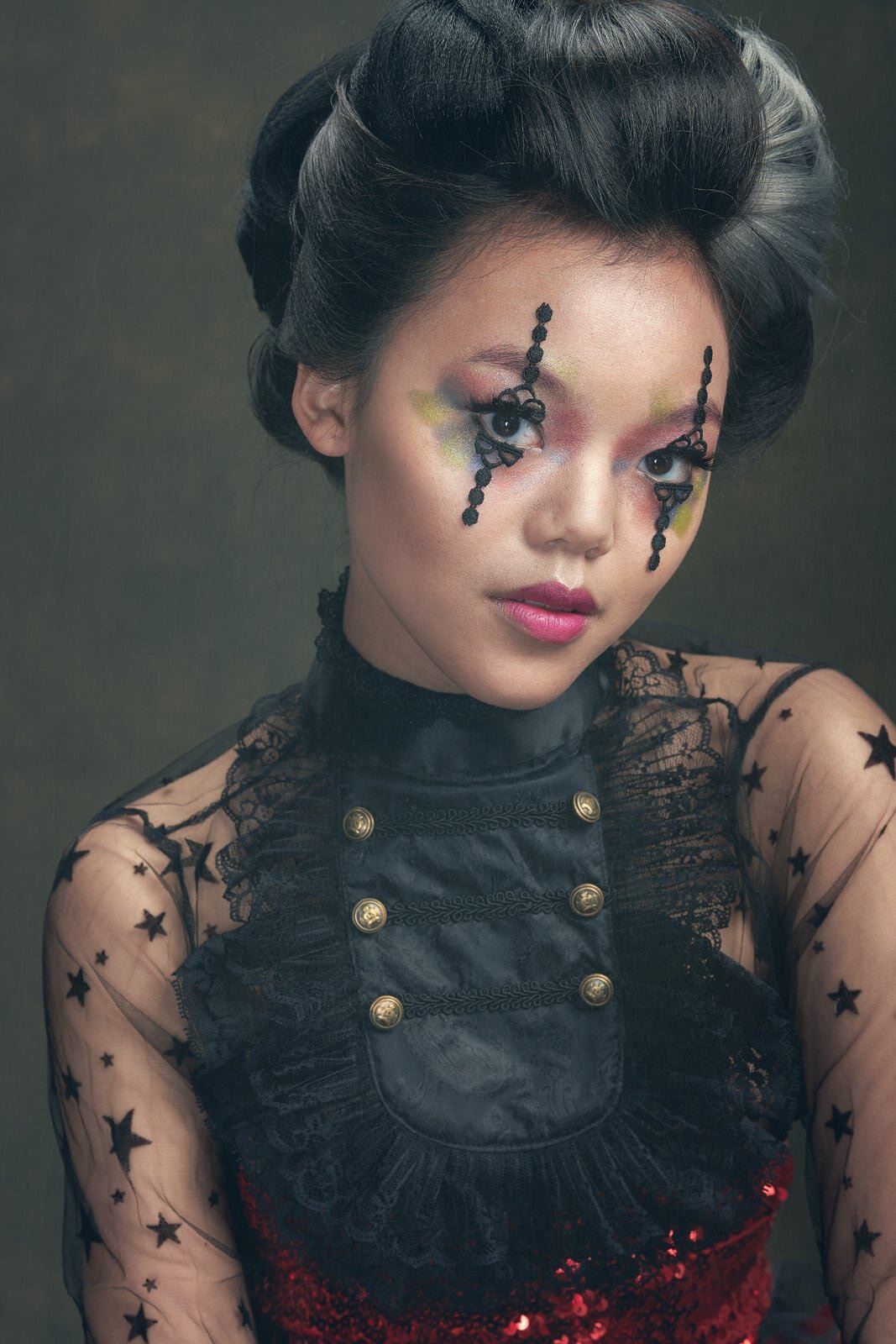 Creative High School Senior Portrait Featuring Unique Makeup by Photographer-03