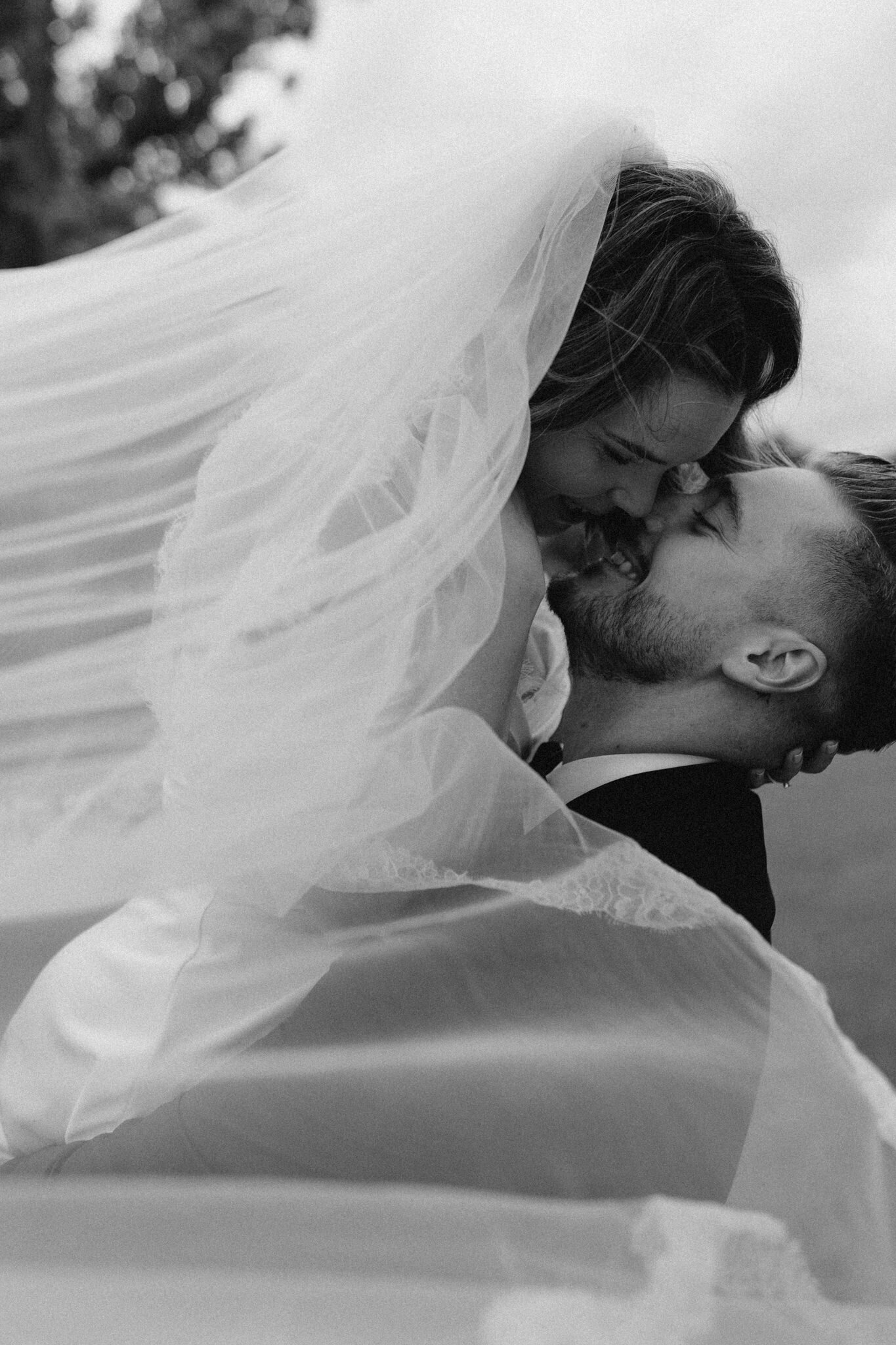 by-maizoni-elopement-nordic-2048-23