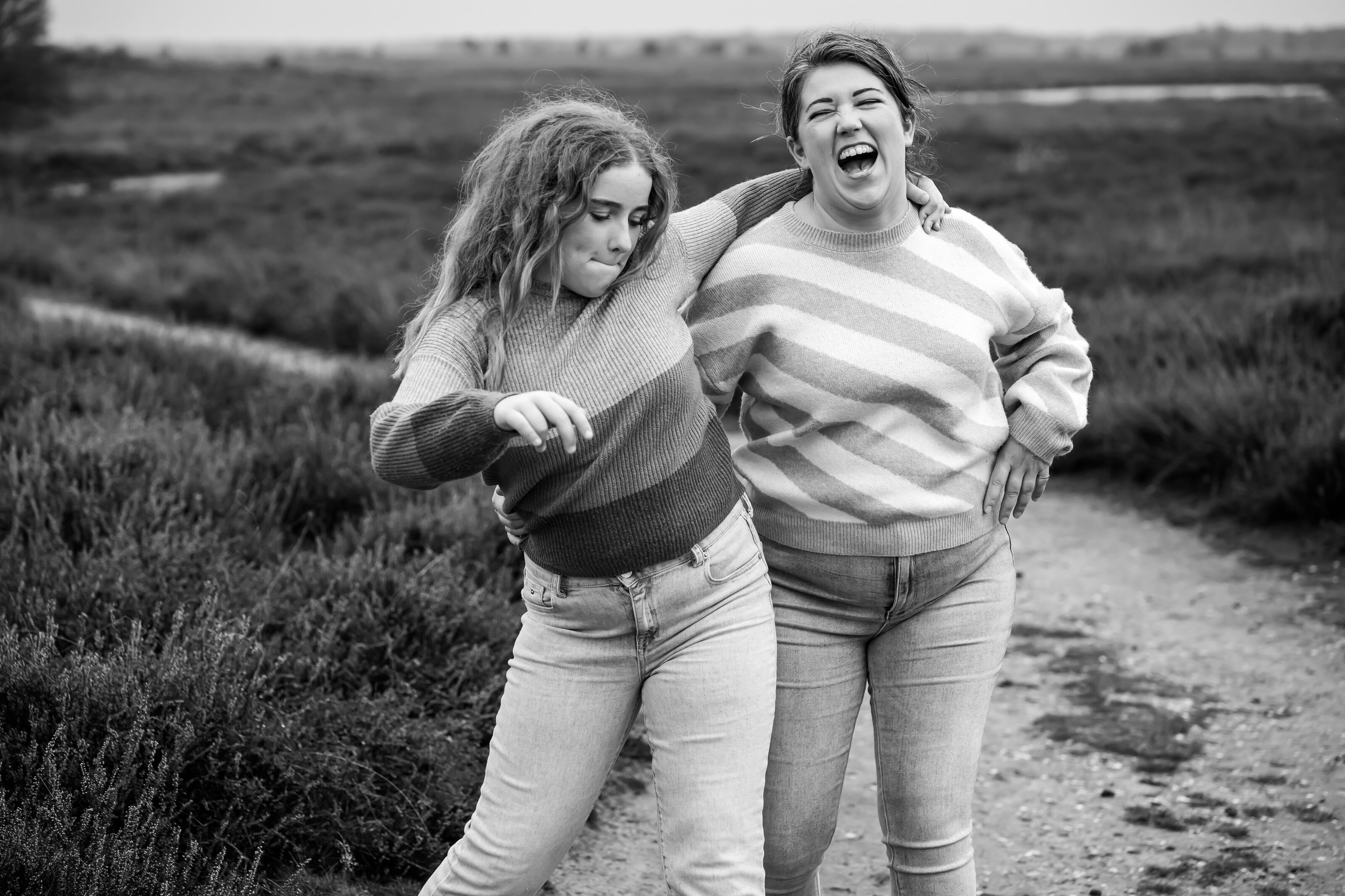 familie fotograaf, gezinsfotografie, familie, liefde, echt, tijdloos, kleur echt, Twente, Twenterand, Westerhaar, Vriezenveen, Hardenberg, Almelo, Enschede, kinderfotografie, fotograaf, Juliantien, Schipper, Juliantien fotografie