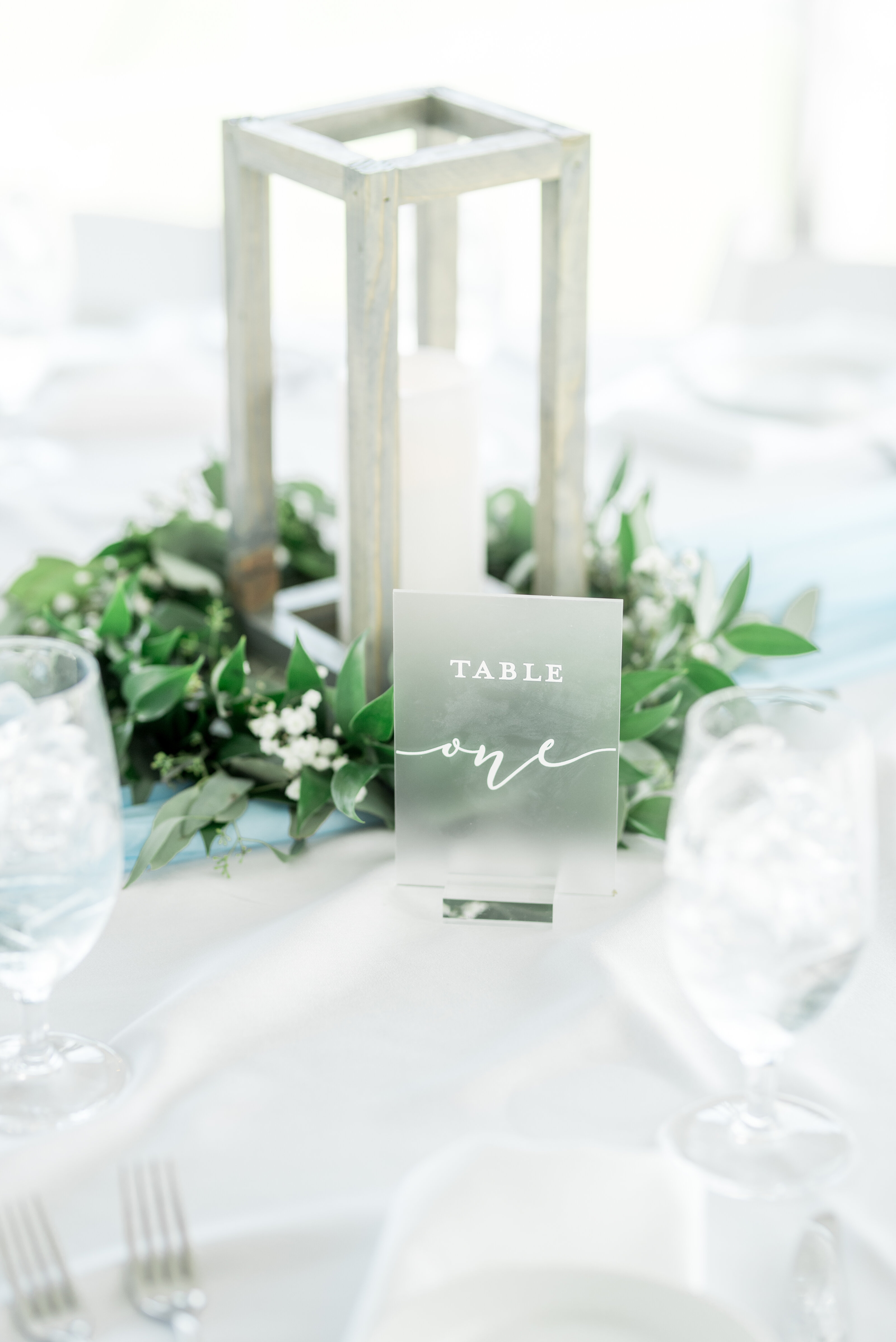 White Cliffs Country Club Wedding Reception Decor