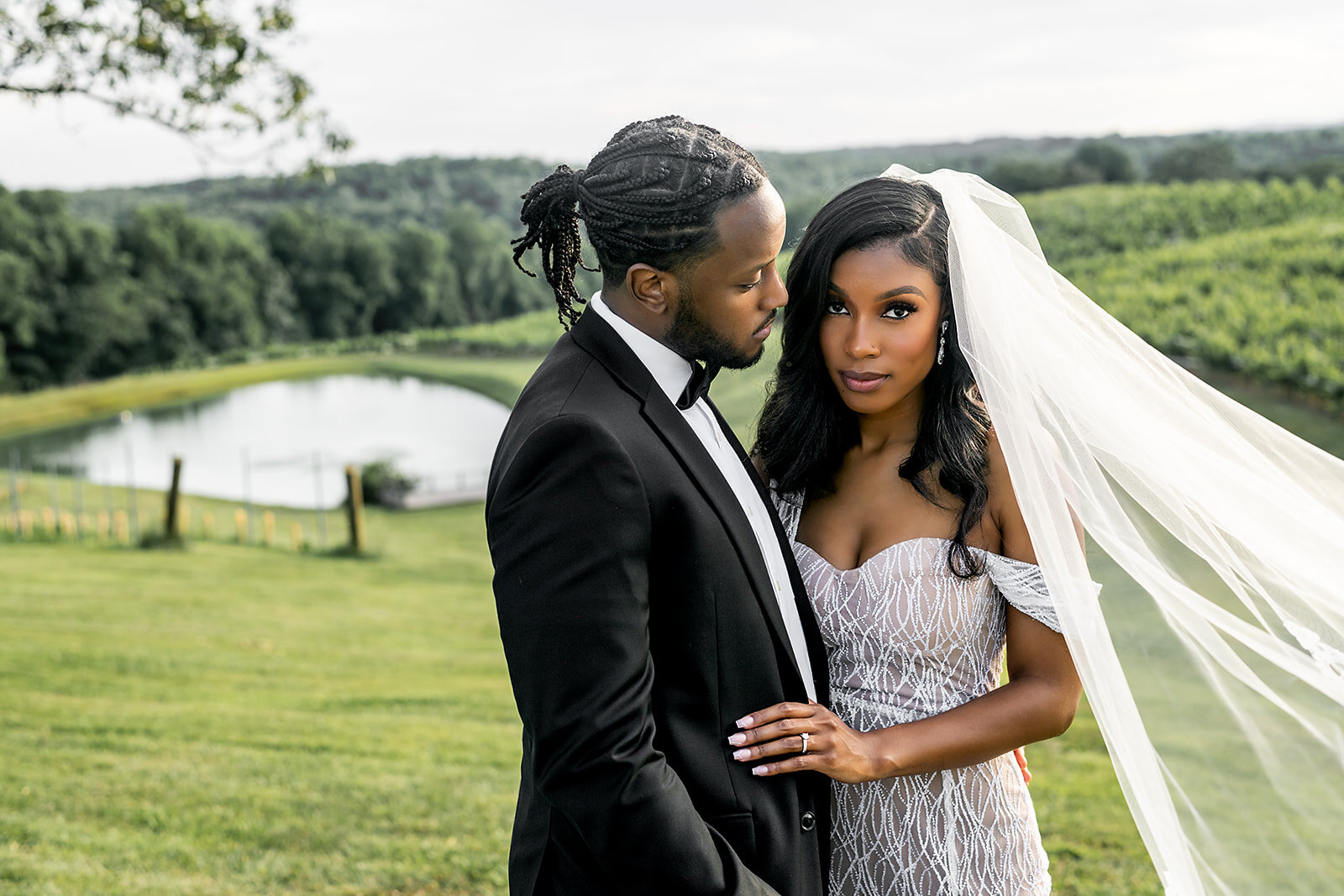 Atlanta-Wedding-Photographer-munaluchi-winery-couples-portraits