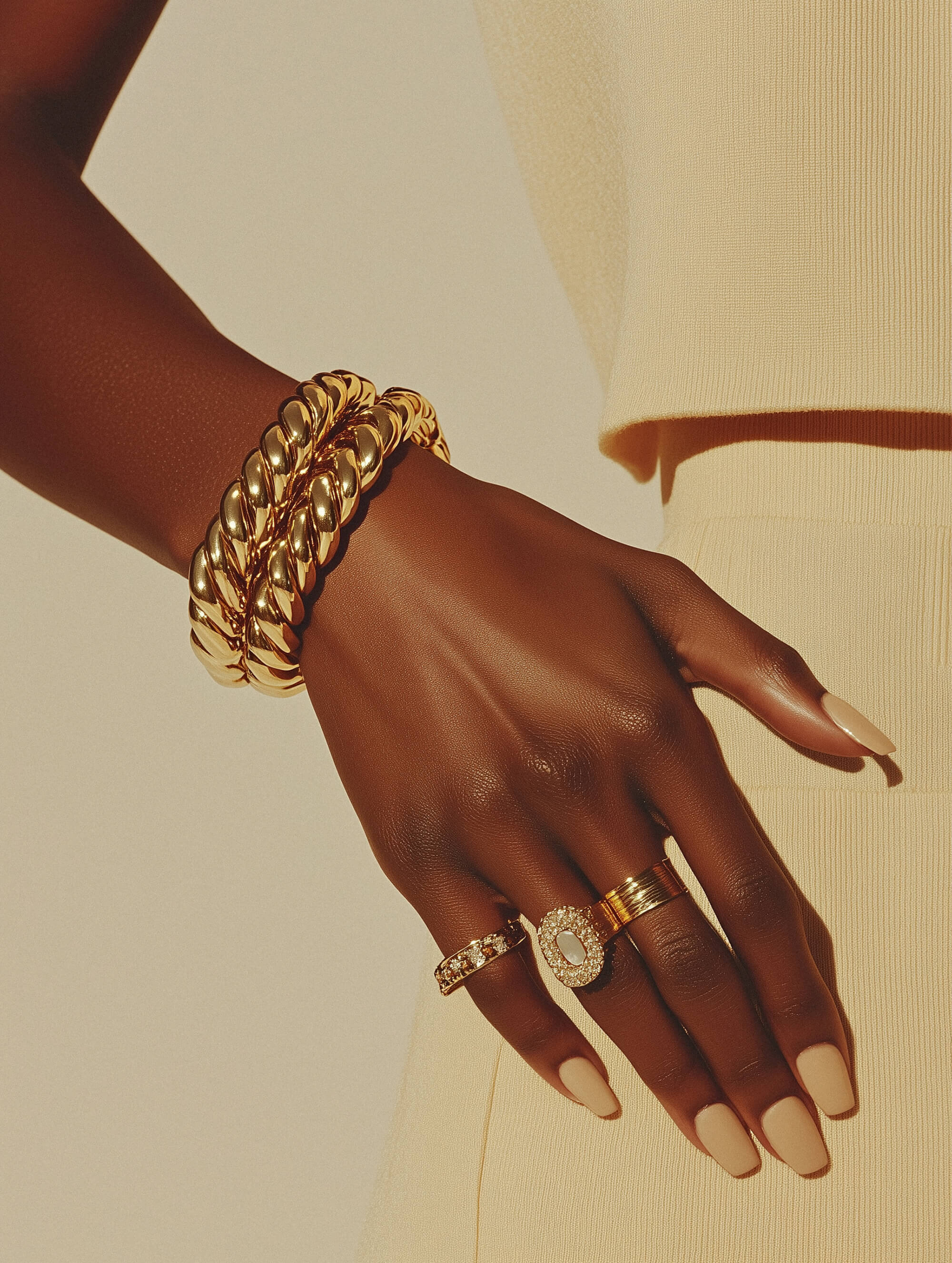 TONIC_Martini_FashionLifestyleStock-hand-jewlery