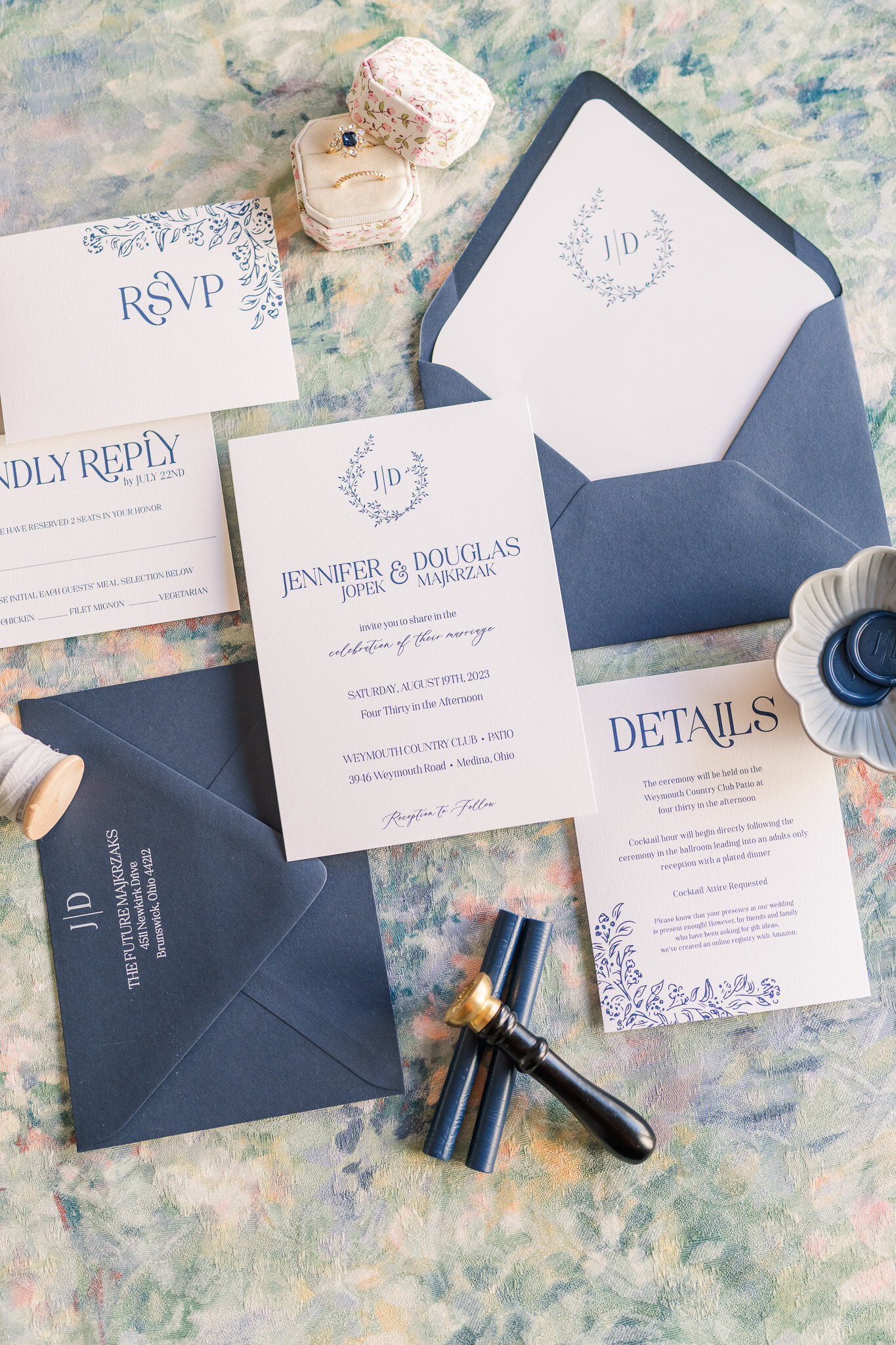 navy-blue-white-wedding-invitation