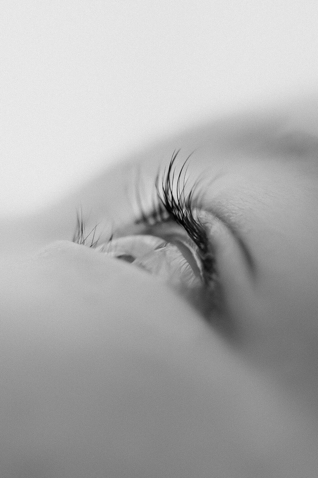 newborn baby girl eyes and eyelashes at photography studio in York