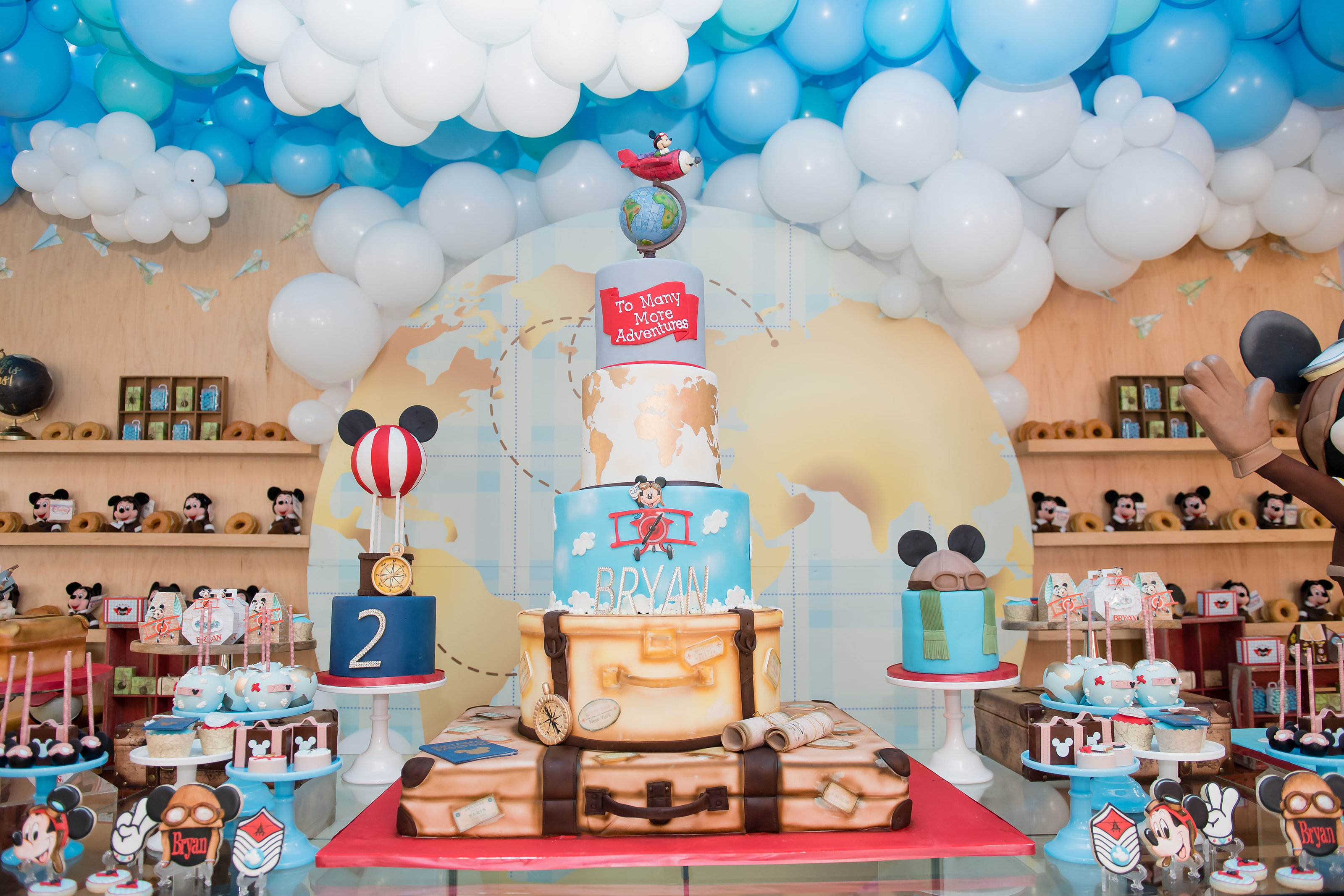 miami-event-planner-one-inspired-party-Mickey-Aviator-21