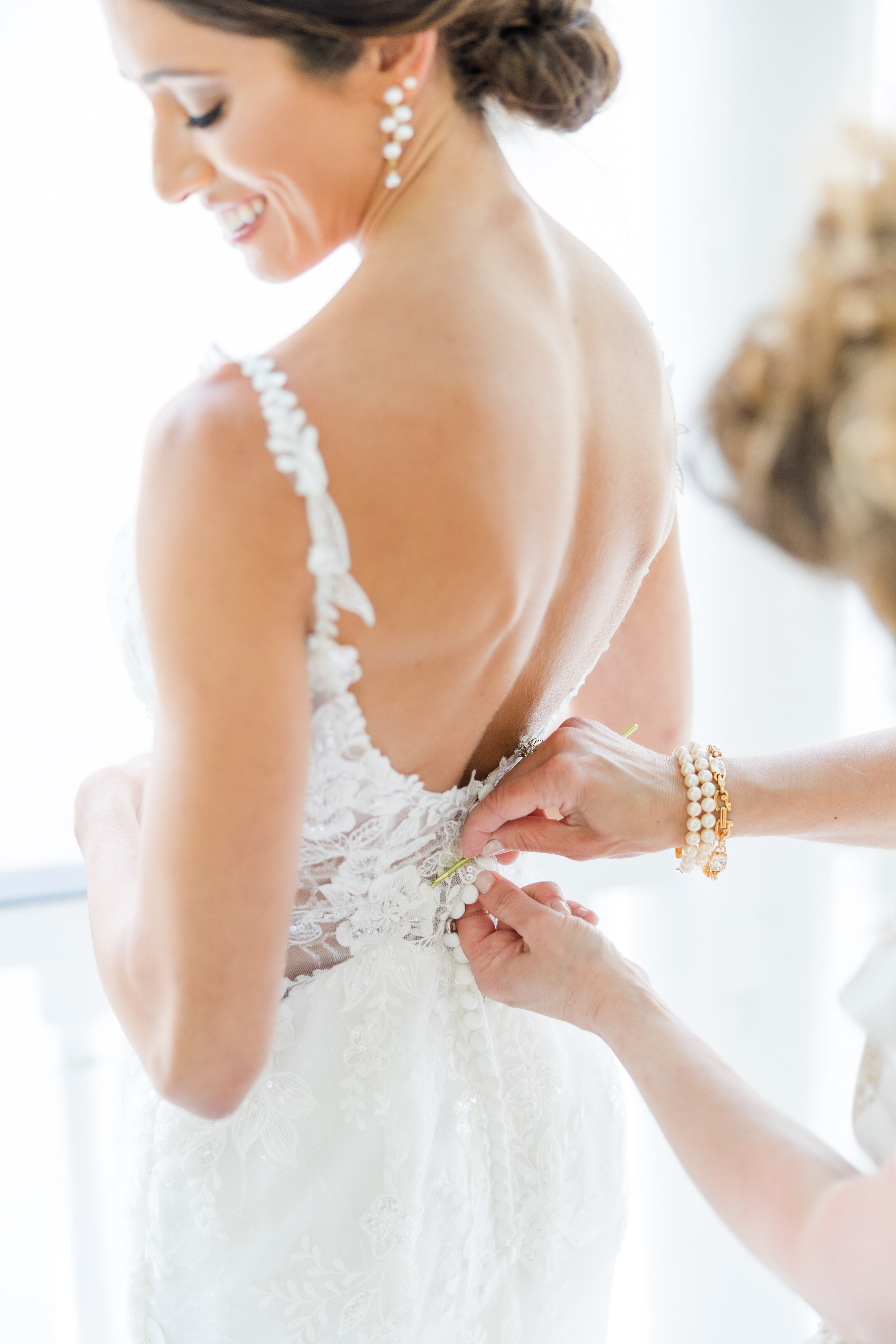 Laura + Ryan Wedding Day Previews-12