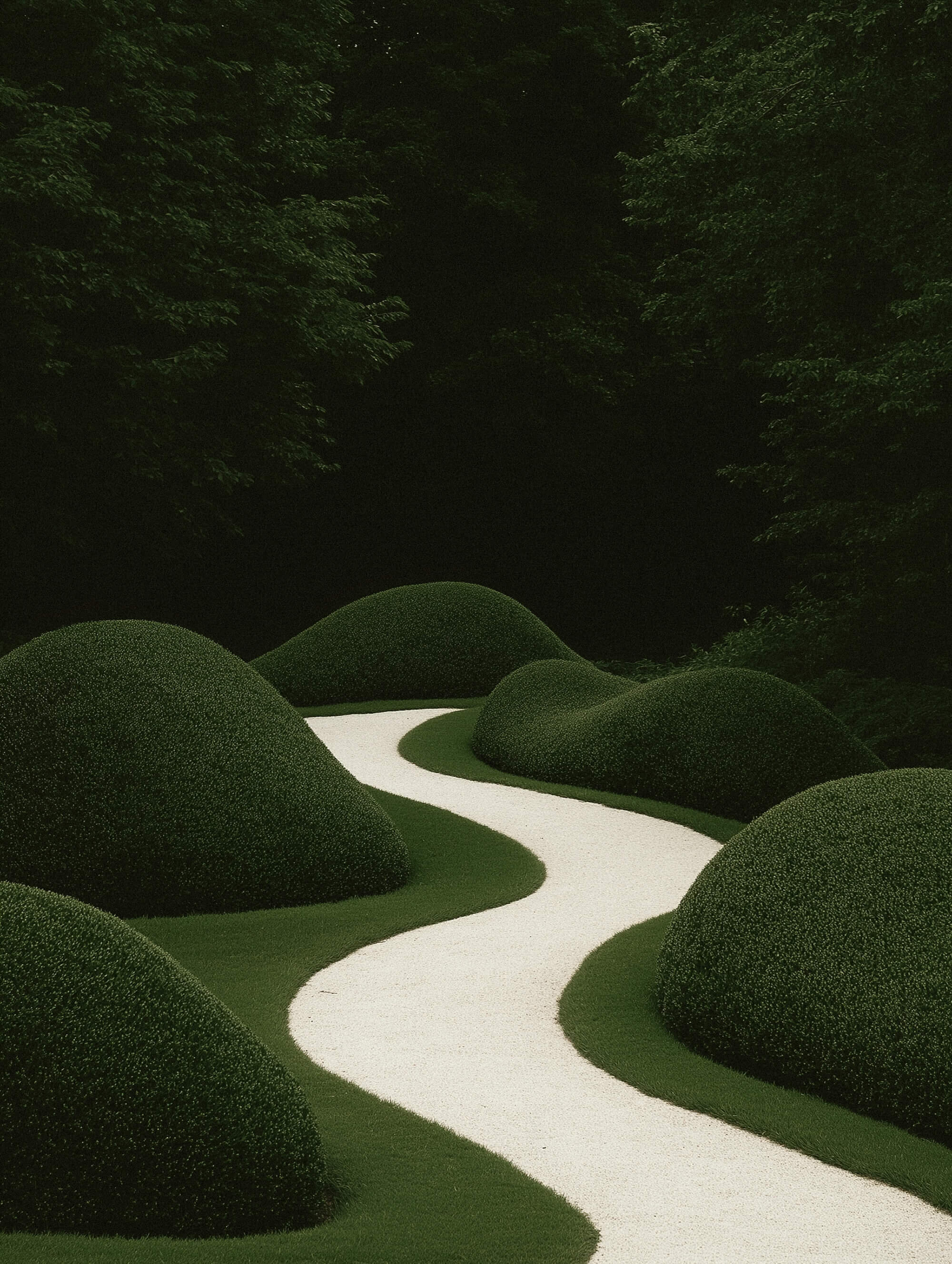 TONIC_Martini_FashionLifestyleStock-garden