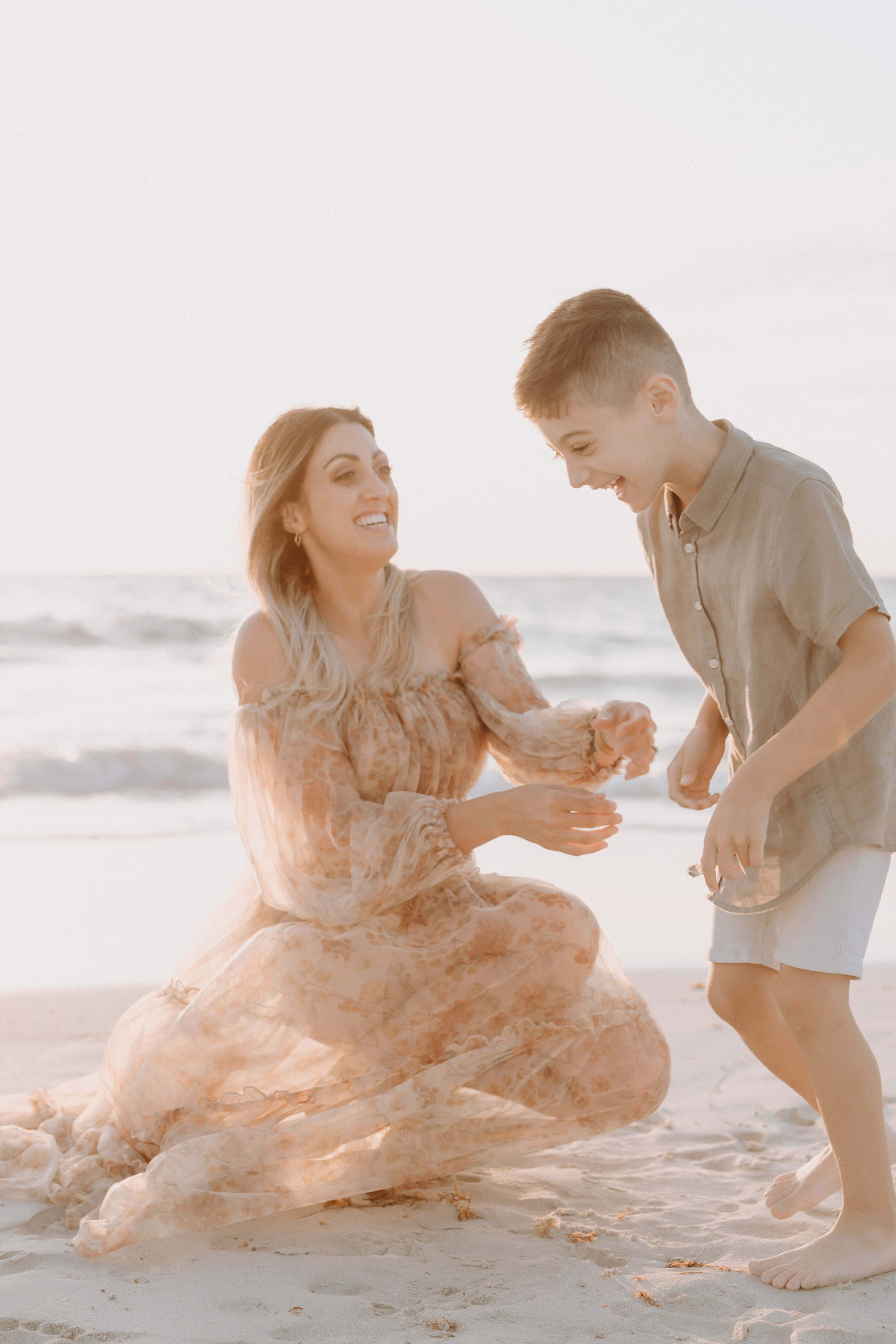 Natural family portraits with soft, golden light in Perth