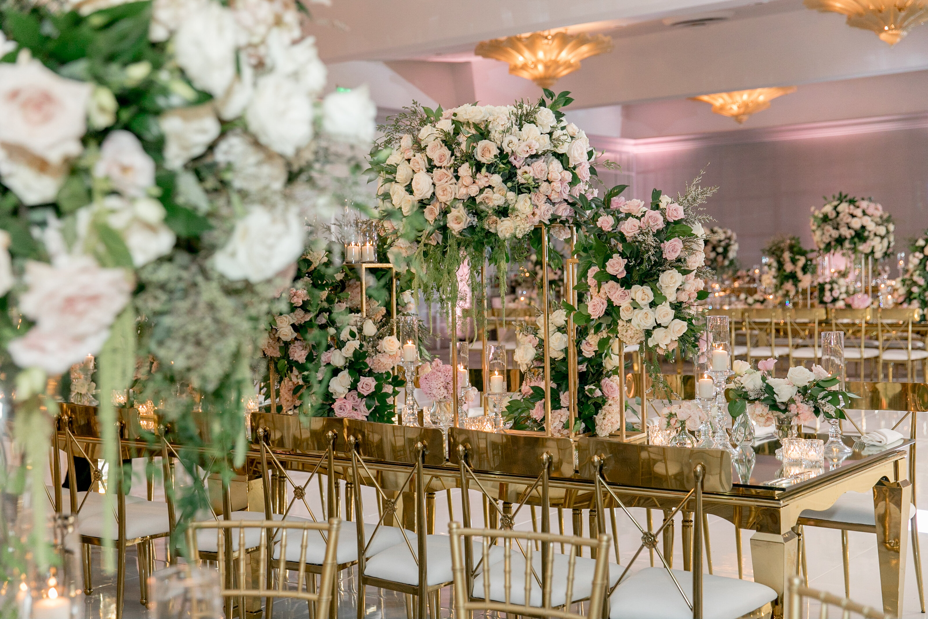 Beverly-Hilton-wedding-reception-Luxury-Destination-Wedding-Photographer-luxury-florist-1