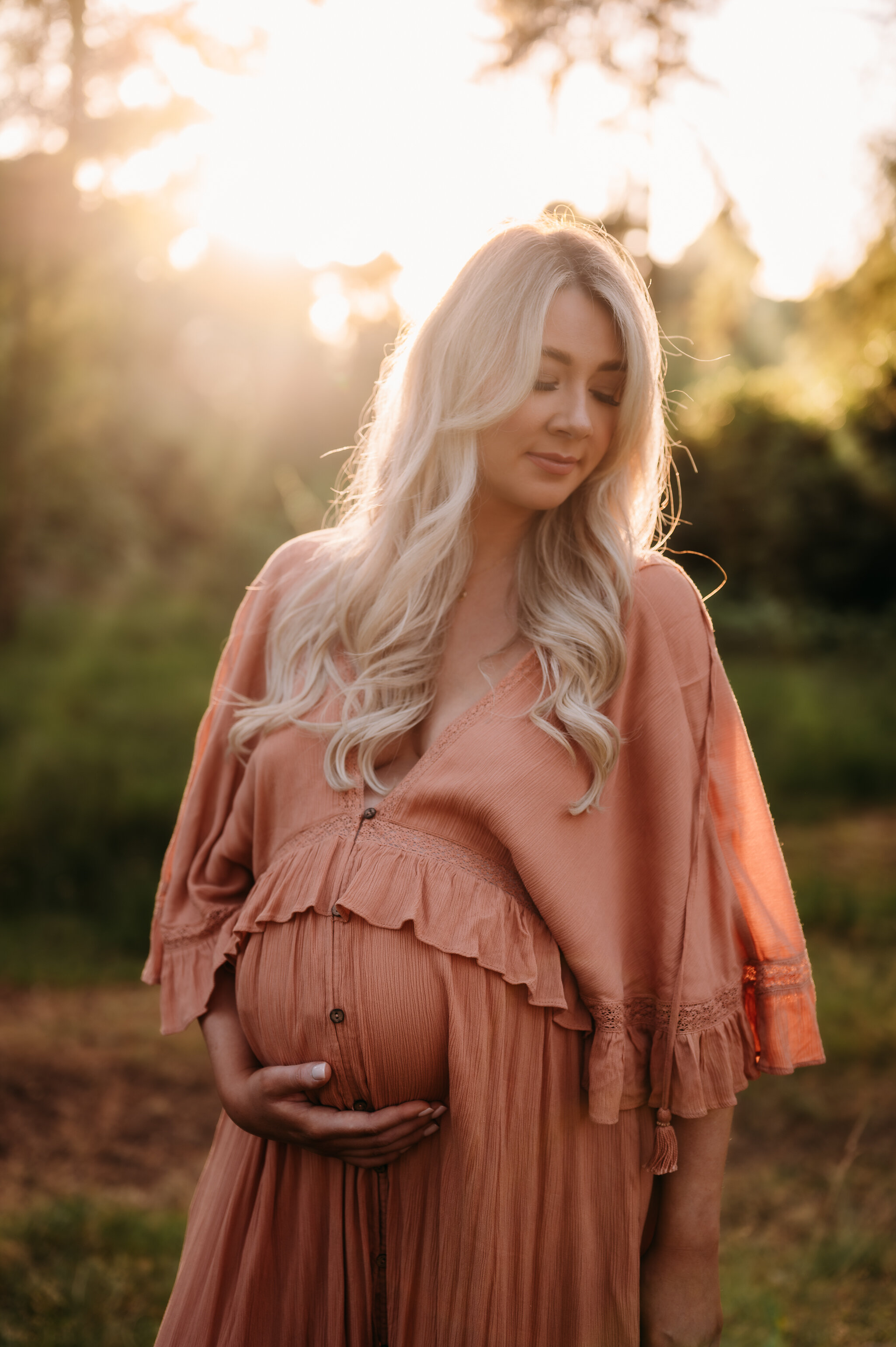 outdoor maternity shoot at sunset in york, north yorkshire-47