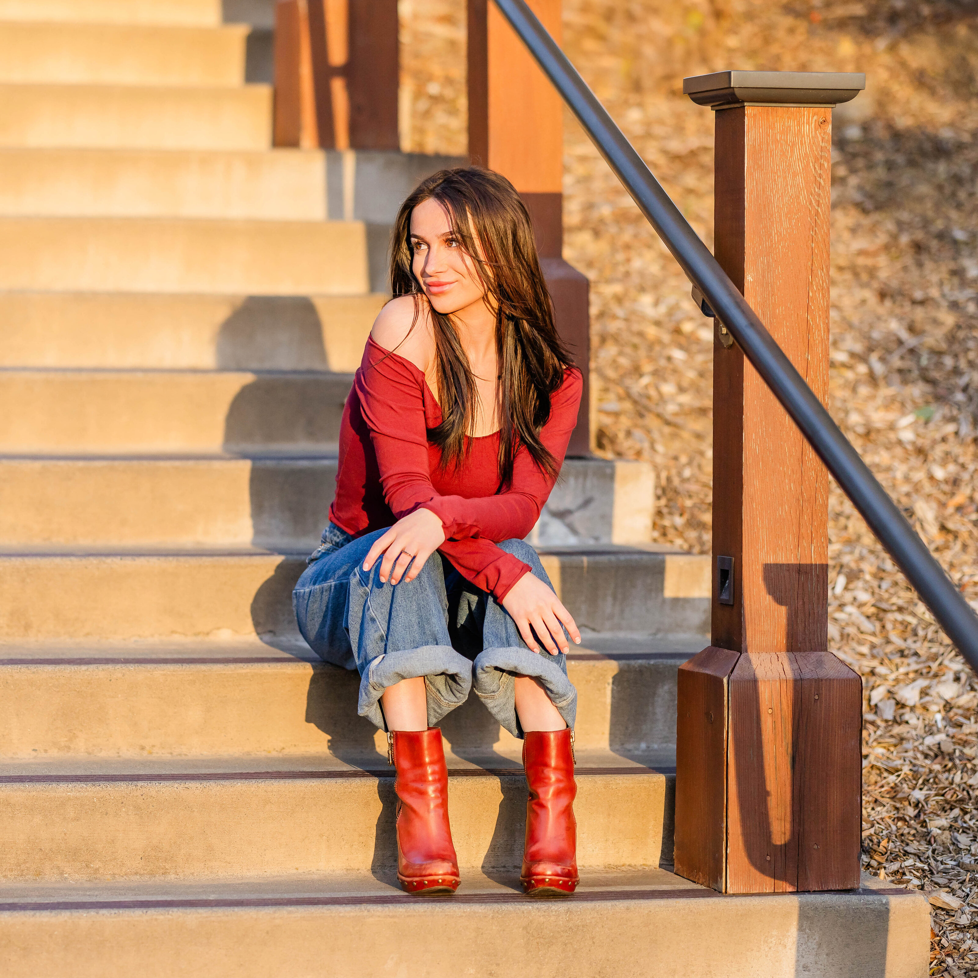 best-marin-senior-photographer-gia-dsk.sq