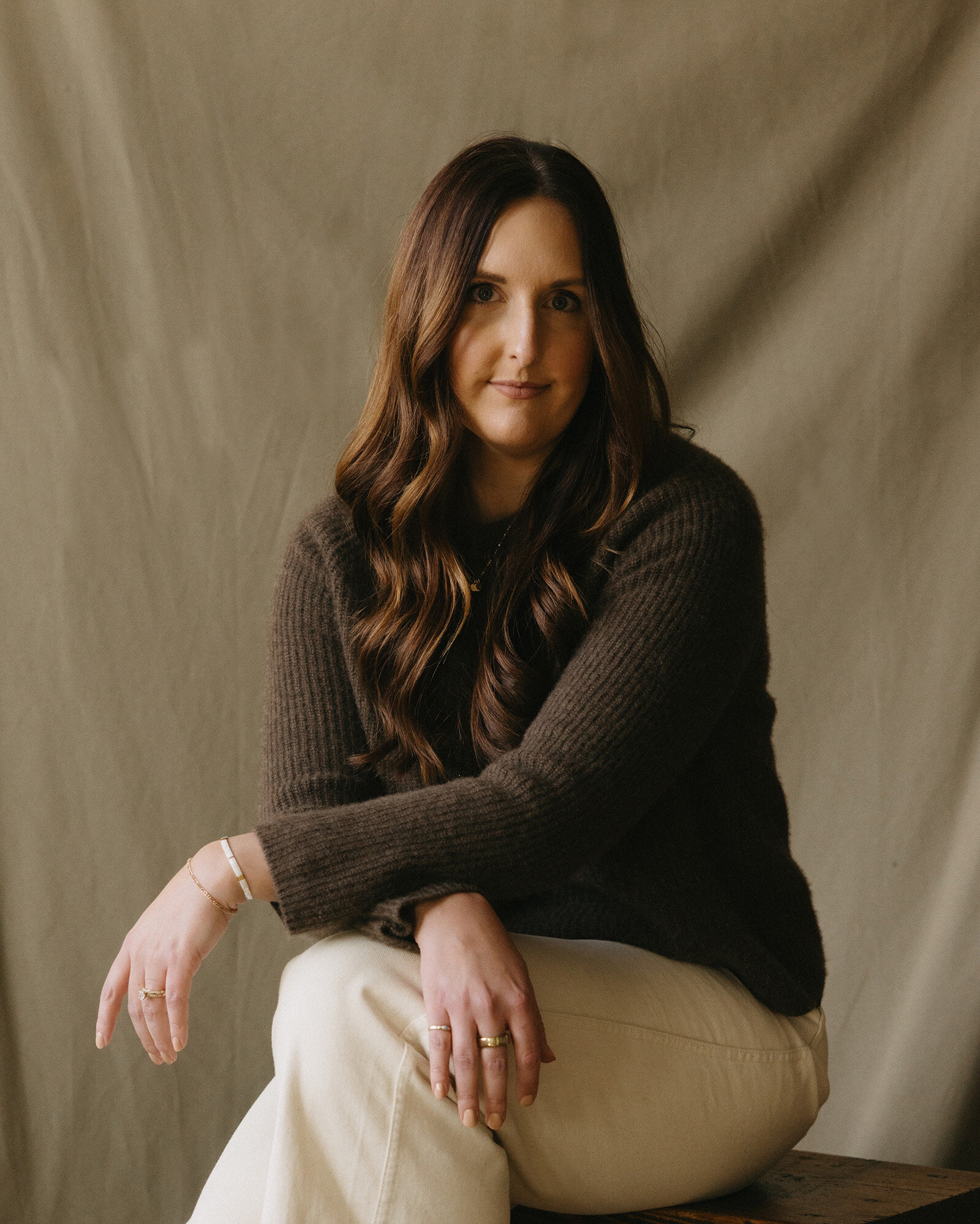 cassie-sitting-gatherie-creative