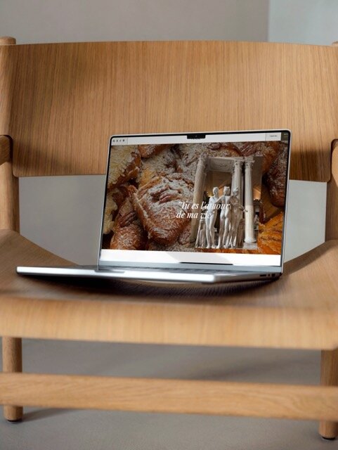 MACBOOK-MOCKUP-012 Medium