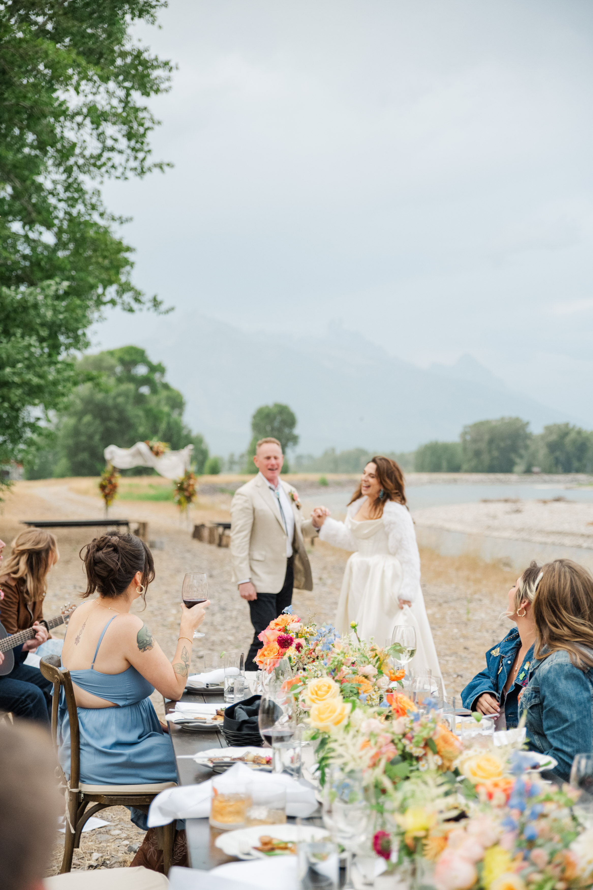 Dance by the river | Snake River Ranch Wedding