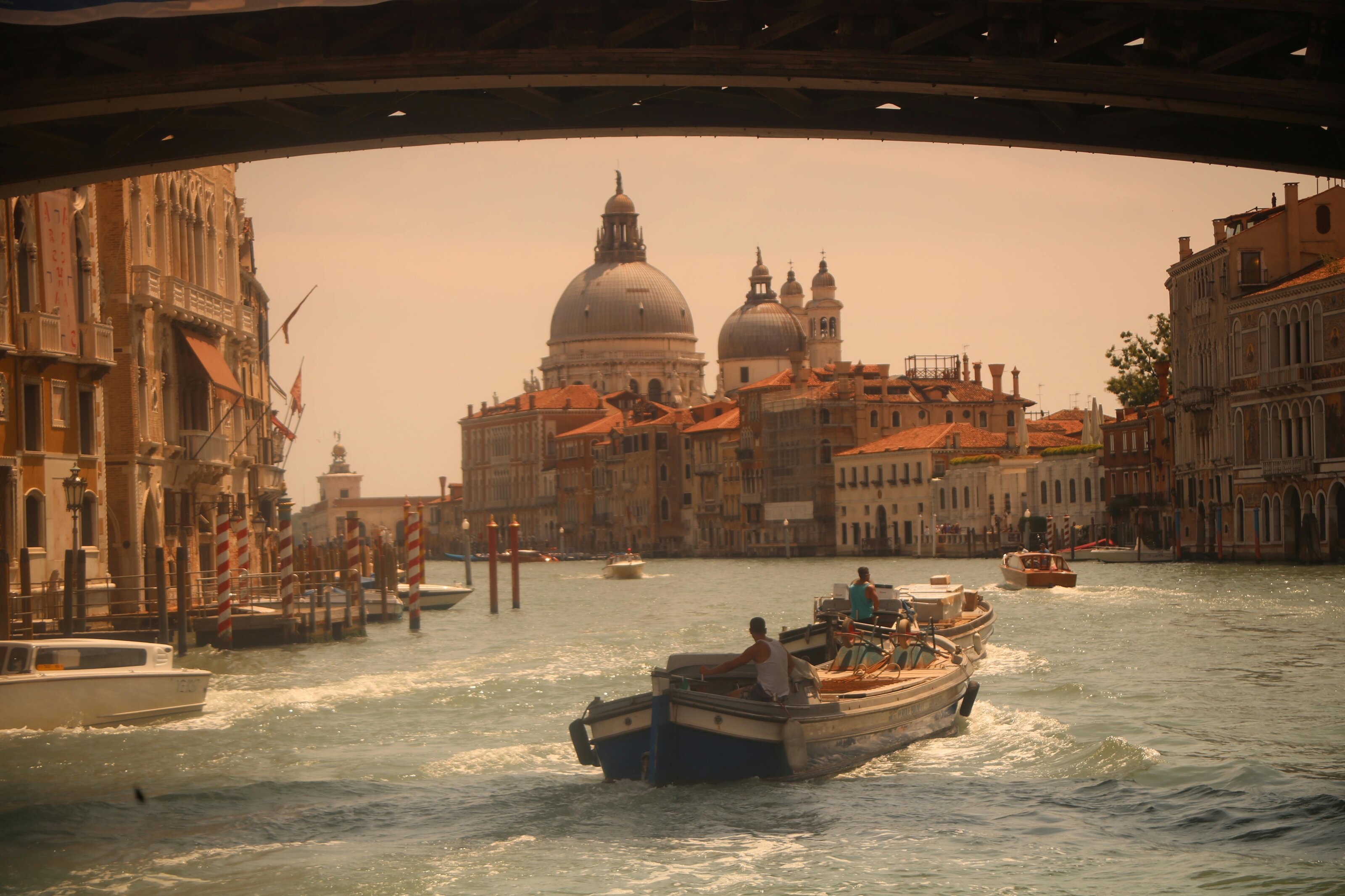 The School of Luxury Venice vintage