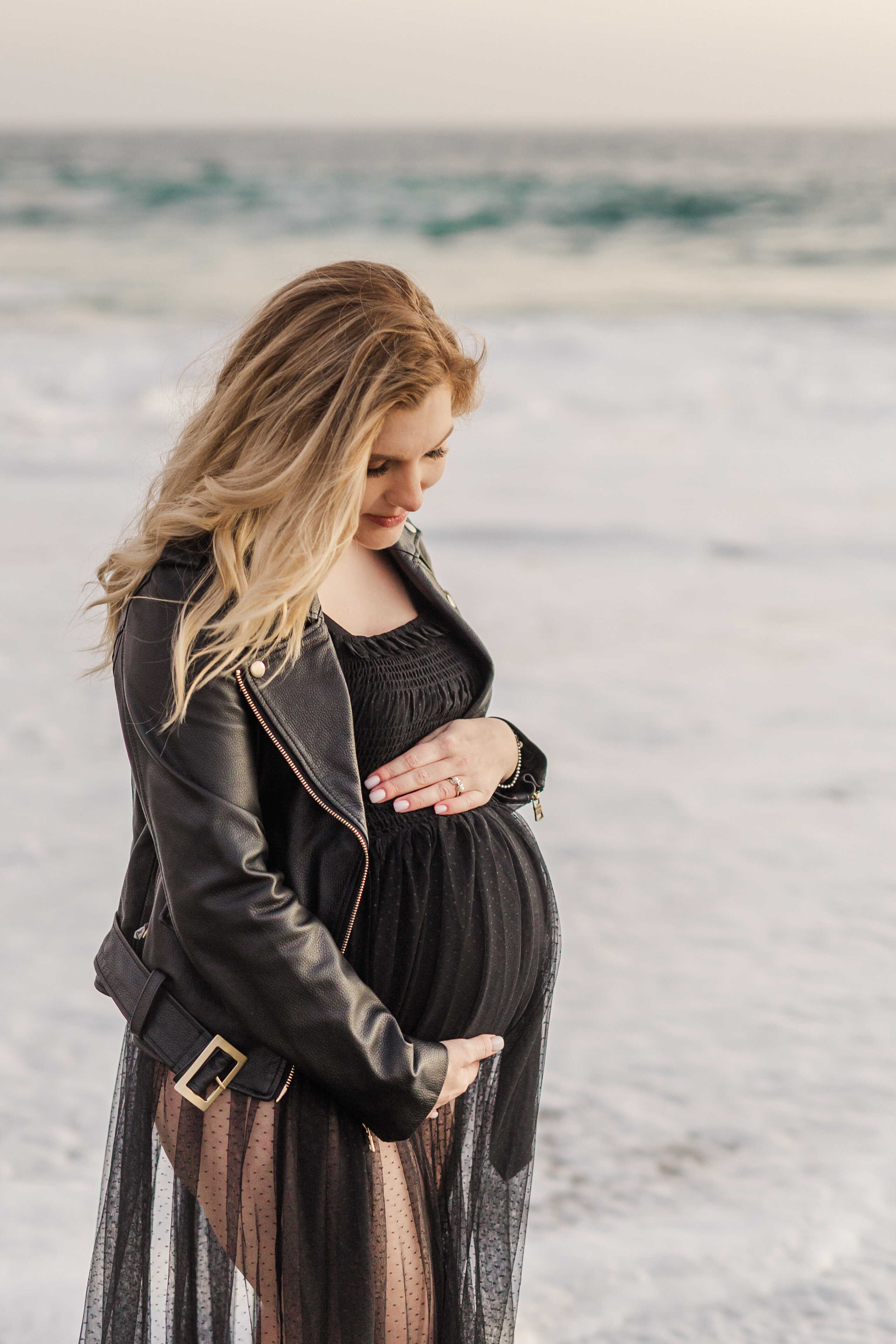 victoria_beach_maternity_photo-122