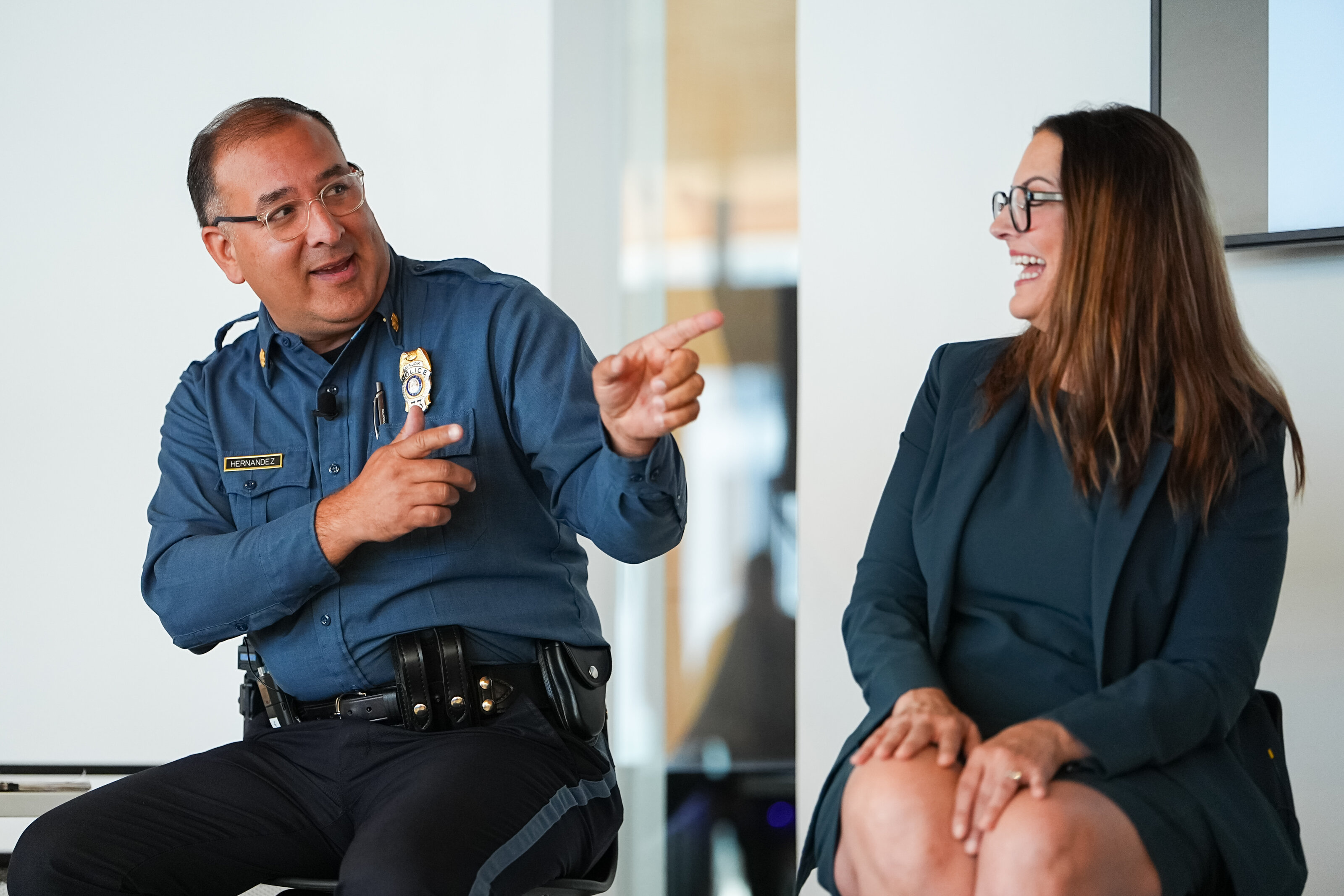 kansas-city-event-photography-0282-speakers-in-panel-discussion