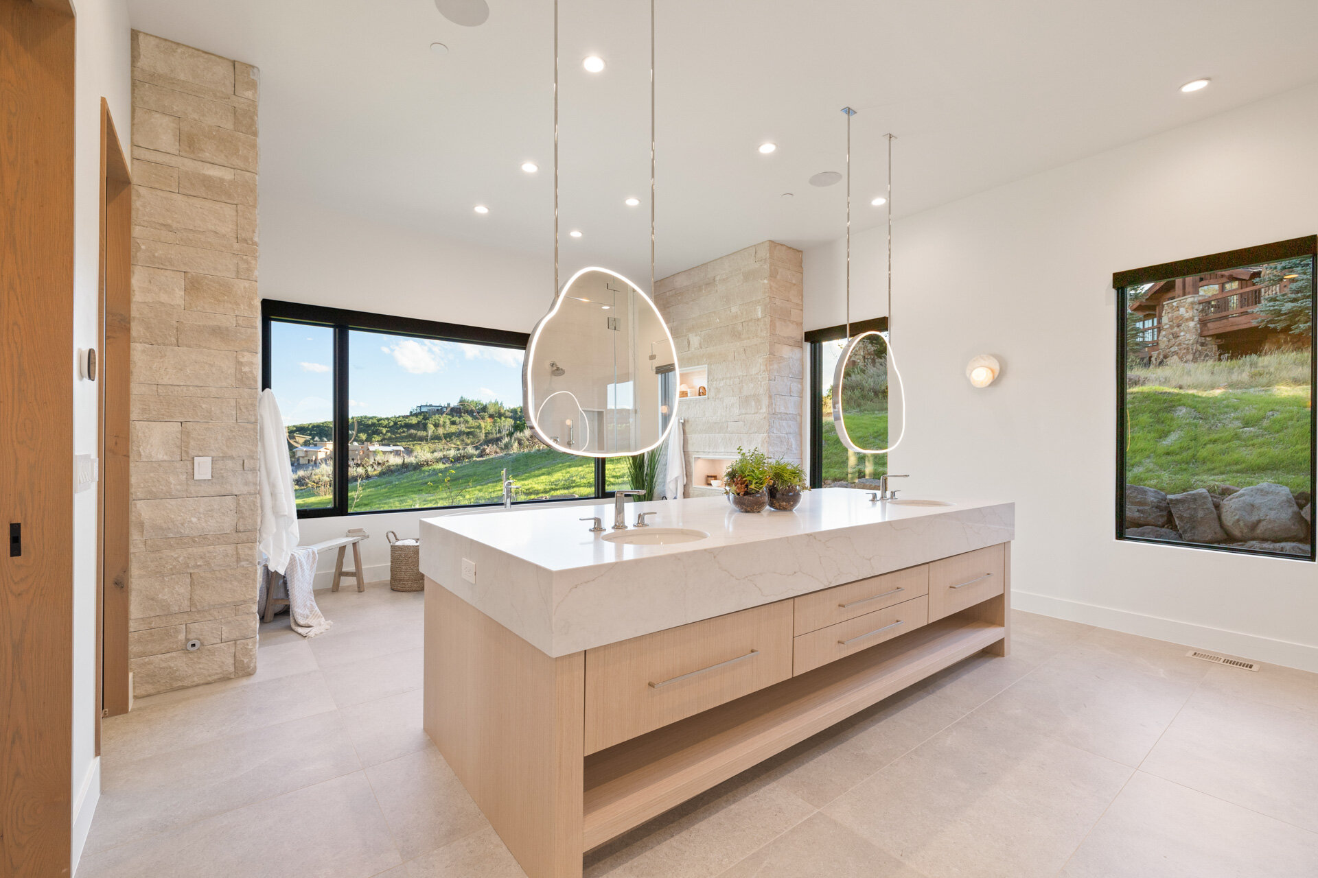 Stunning bathroom desgin by Park City interior designer Chalet + Co.