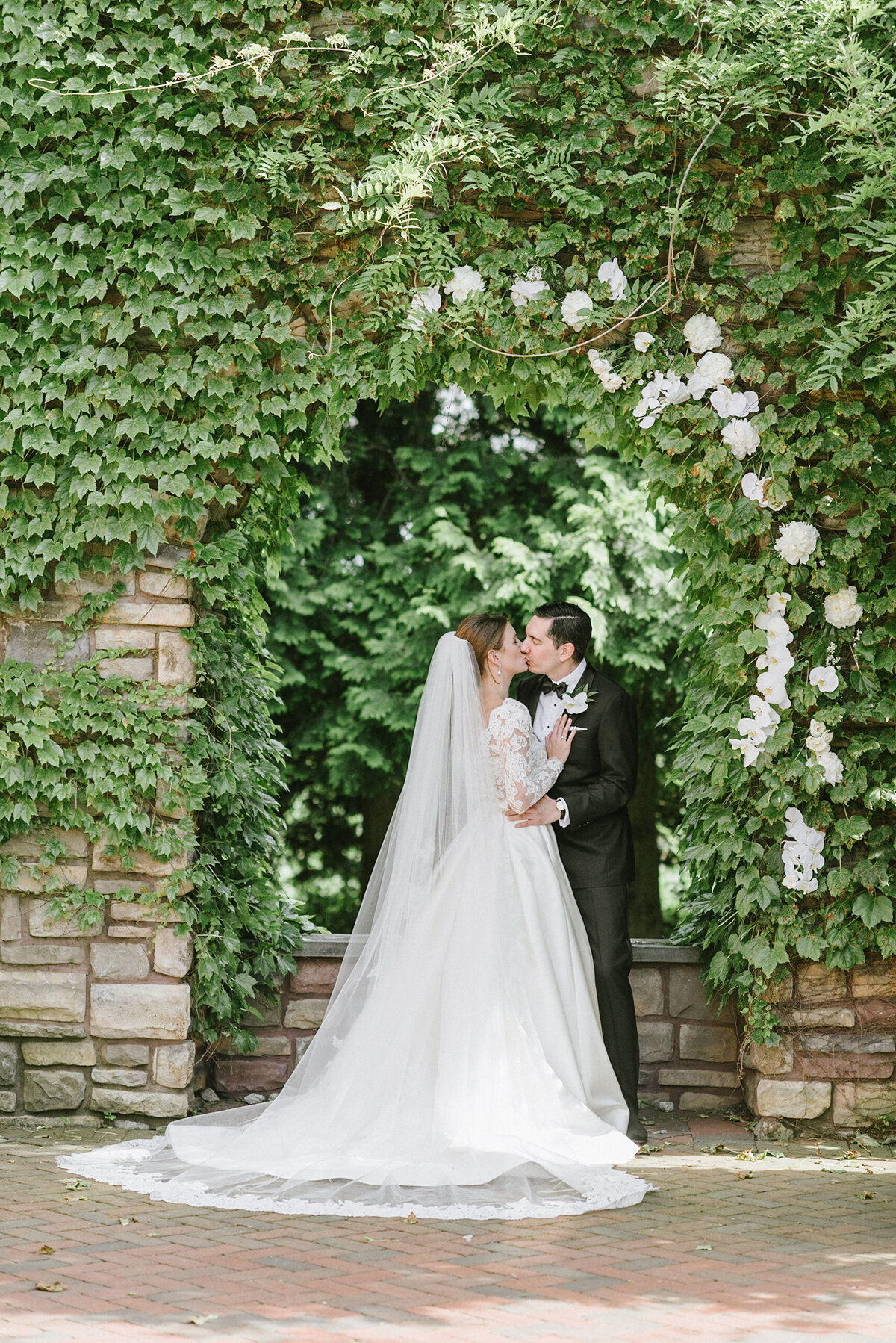 0041- summer-wedding-at-ashford-estate-in-nj