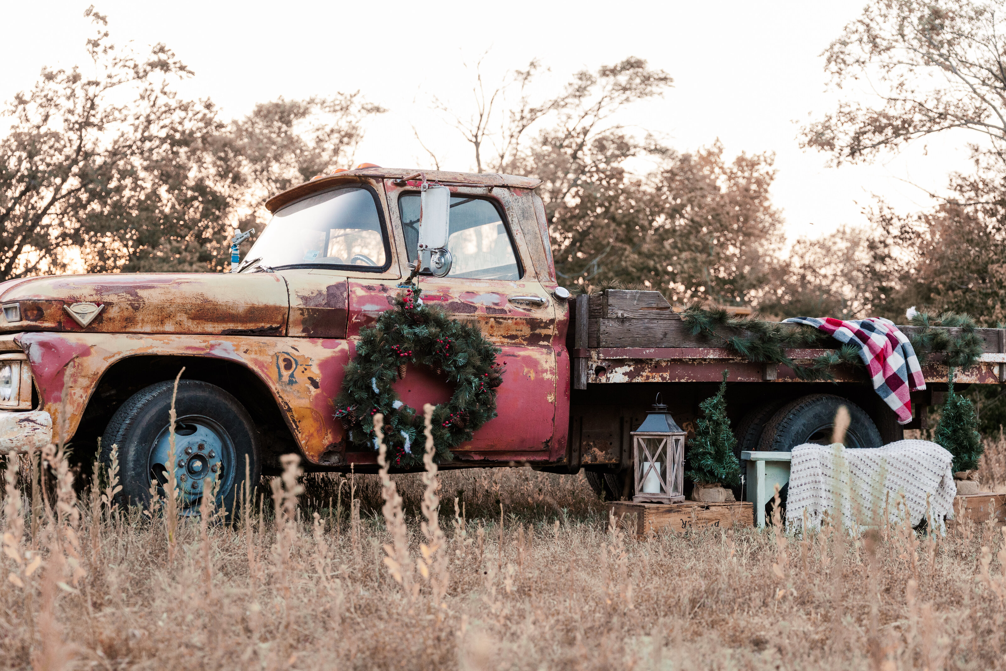 jeanizecilliersphotograph-christmastruckoneton-6