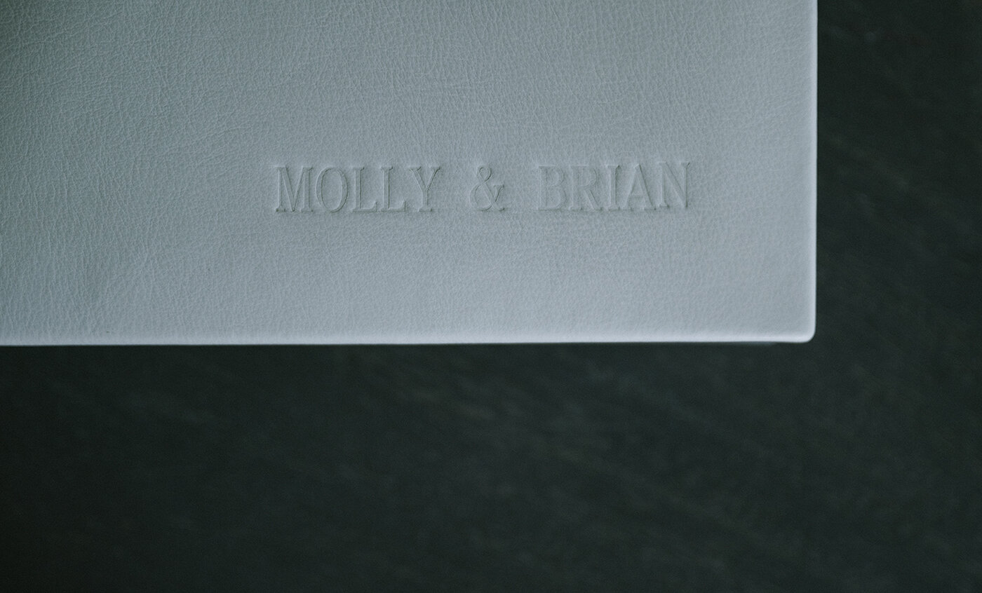 Fine-Art-wedding-album-imprinitng-rennaisance