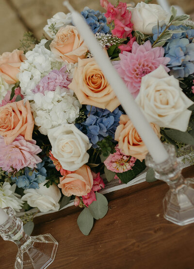 As a wedding photographer, I specialize in candid, heartfelt photography, capturing authentic moments on the Oregon Coast, in the Willamette Valley, and worldwide. Whether you're eloping on the beach or celebrating in the vineyard, I create timeless images that tell the story of your unique love, no matter the location.