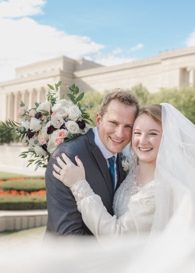 Bride & Groom Portrait at the Nelson Atkins Museum Kansas City
