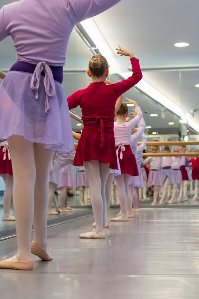 Klassiek Ballet balletlessen voor Kinderen bij Dance Institute, dansschool in Antwerpen