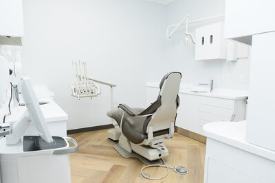 Inside Peak Prosthodontics clinic in Lethbridge, Alberta, offering expert full mouth rehabilitation and advanced smile restoration treatments.