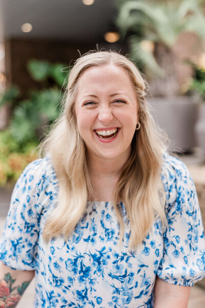 Headshot of a St. Pete photographer 