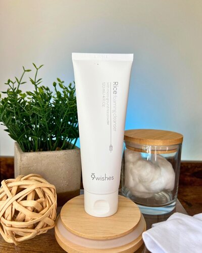 9 wishes rice foaming cleanser Korean morning face wash gently exfoliates and brightens dull skin