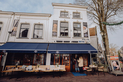 De winkel en bakkerij van Berg's bakery