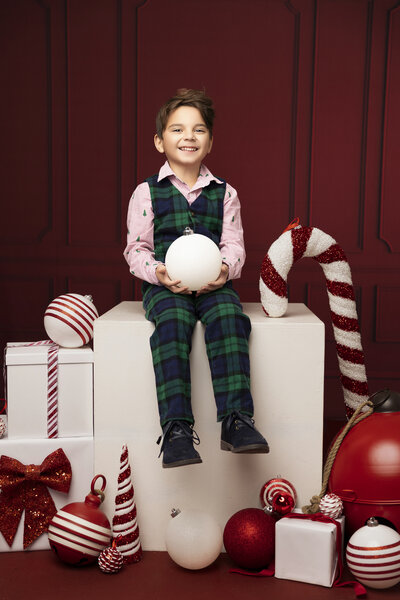 Christmas pajama mini session in photography studio in mesa