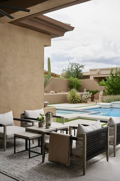 patiositting