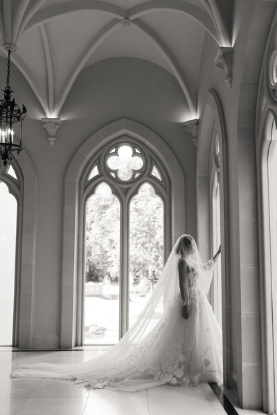 Bride waiting on groom ,capture by Austin wedding photographer