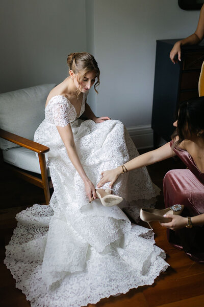What to look for in a destination wedding photographer