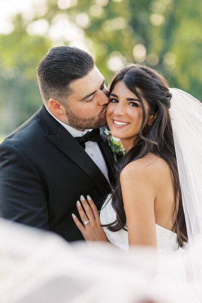 The Inn at Fernbrook Farms wedding with classic romantic wedding in NJ captured by NJ wedding photographer and NJ wedding videographer Diana & Korey Photo and Film