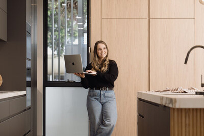 Styled content shoot with the Social Connection