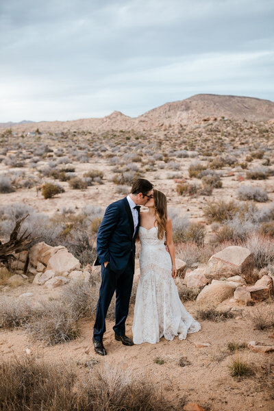 AM-The-Ruin-Venue-Josha-Tree-Wedding-Photography-103
