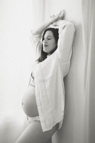 newborn fotograaf - zwangerschapsfotografie - videograaf - Sint-Niklaas - Pictures by Jess - mama en baby shoot