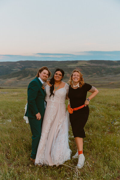 Oregon wedding photos in the backyard by a blue pool