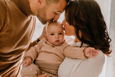 seance-photo-famille-domicile-bebe-bordeaux