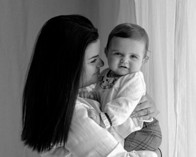 Ameline Studio Motherhood Shoot