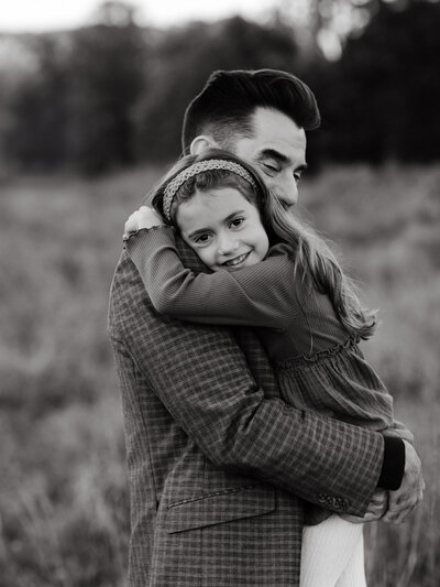dads hands hugging daughter for family photos cleveland family photography