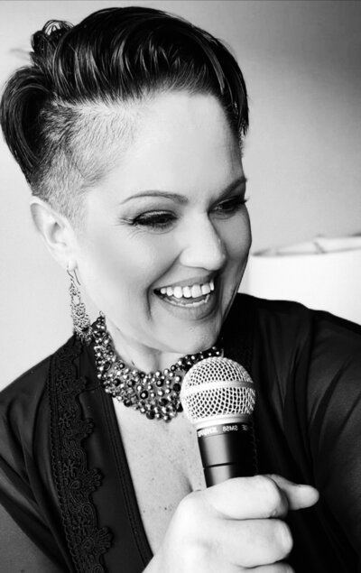 Mindi Lyons