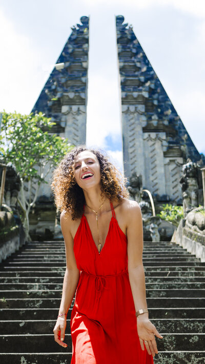 dr. eva yacobi VITA holistic sex, love and relationship coach grounded in tantra and taoism.
