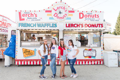 wayne-county-fair-senior-photos-lerches-donuts-wooster-ohio-jamielynettephotography-25