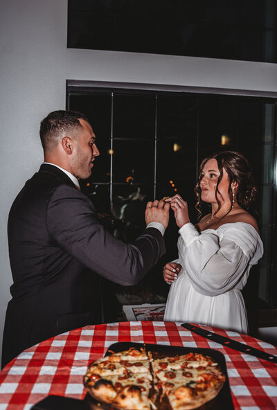 Hannah+Anthony_1868Farmhouse_Sneaks-99