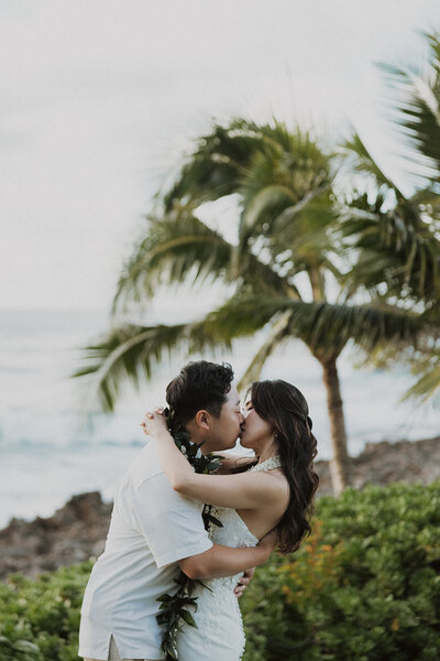 l-f-turtle-bay-hawaii-wedding-7113