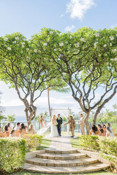 View Maui's best wedding venues 